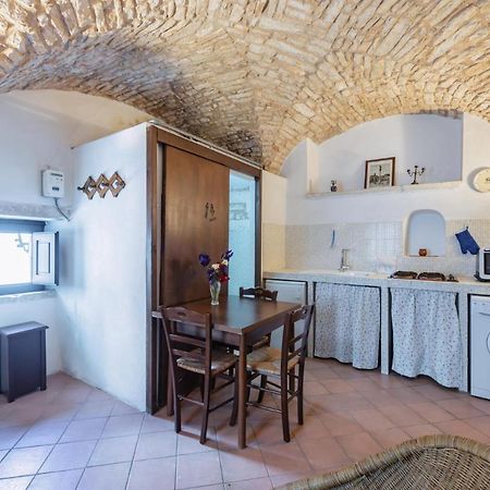 La Mansarda Di Martina By Rentbeat Apartment มาร์ตินาฟรังกา ภายนอก รูปภาพ